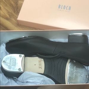 NWT Brand new tap shoes